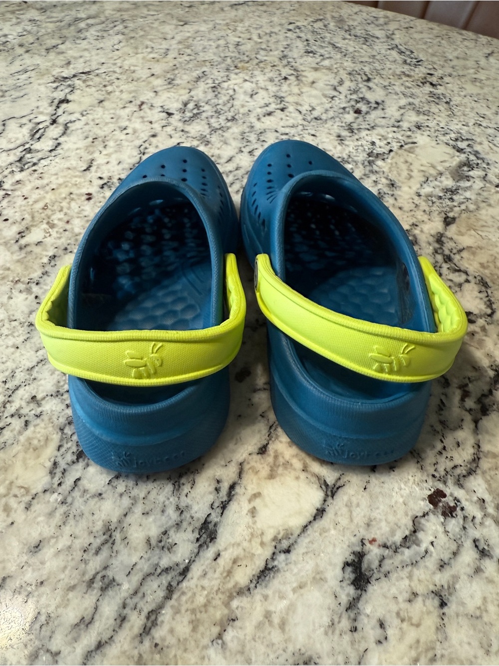 Joybees Kids Teal Slip-On Sandals with Yellow Heel Strap - Picture 5 of 7